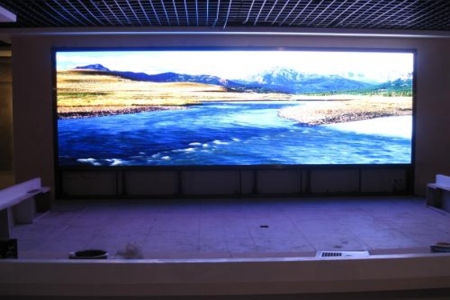 P3.91室內(nèi)LED顯示屏